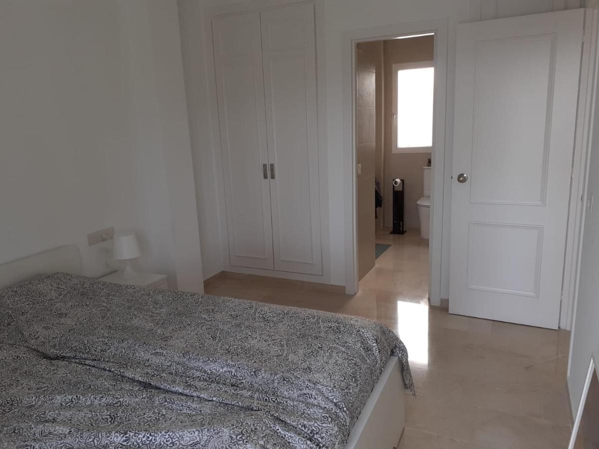 Estepona Golf Apartment Exteriör bild